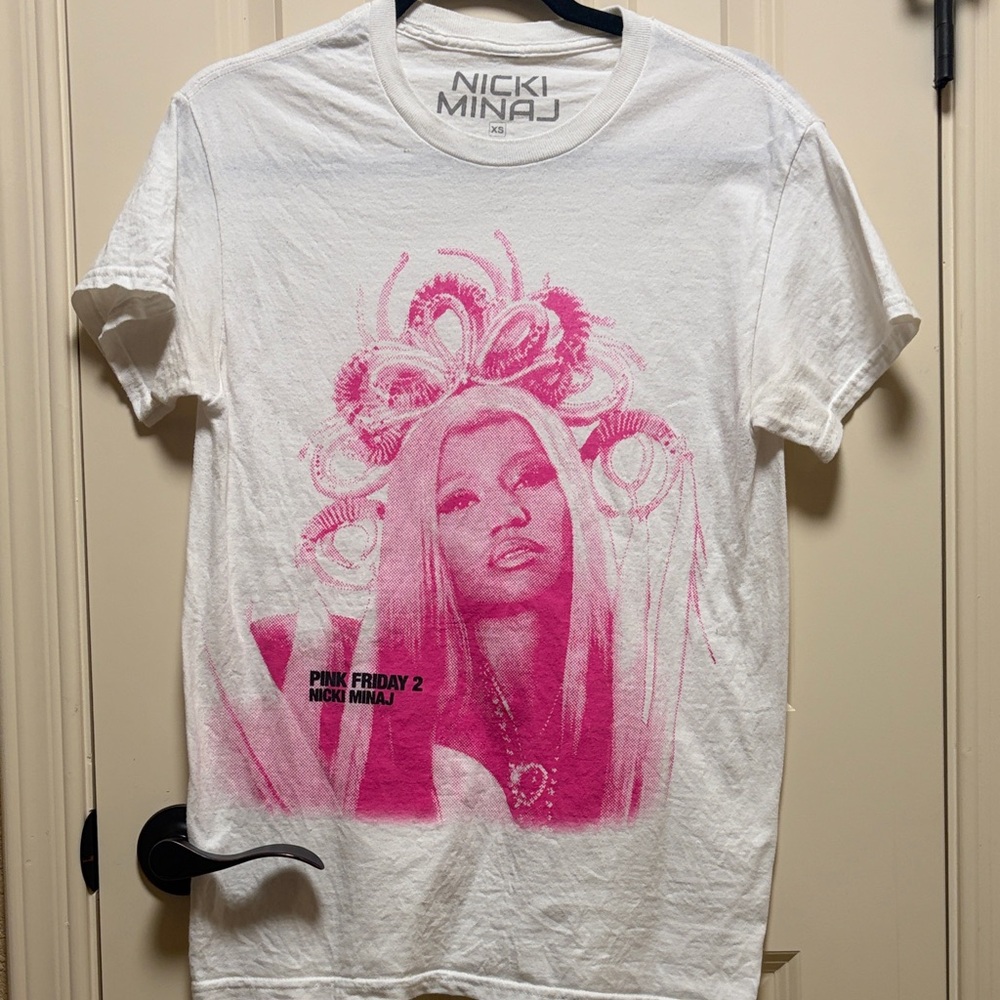 Nicki Minaj White T-shirt with Hot Pink Portrait Graphic